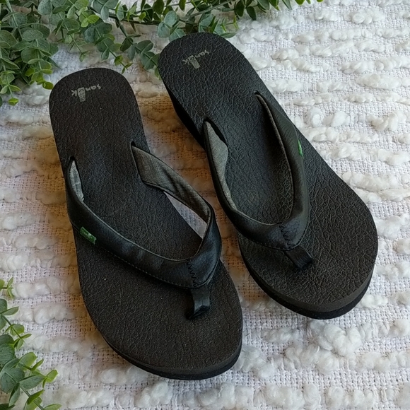 Sanuk Shoes - Sanuk Yoga Mat Platform Thong Flip Flop Sandals 9